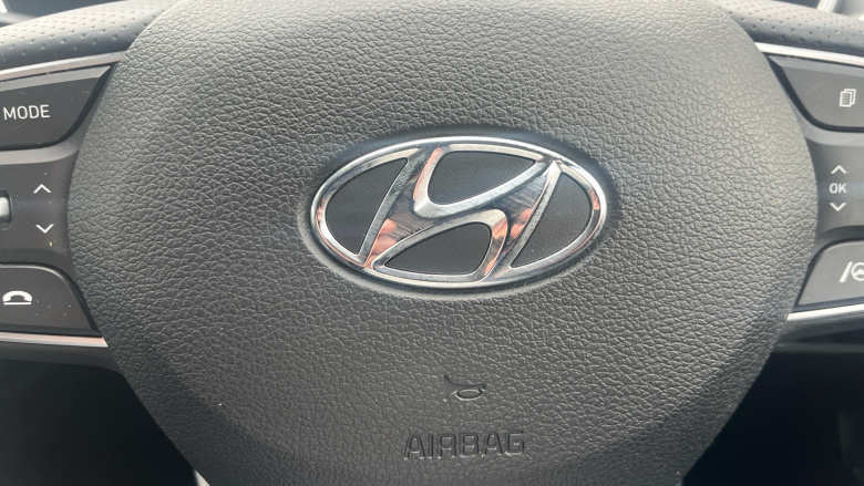 Hyundai SANTA FE 1.6 TGDi Hybrid Ultimate 5dr 4WD Auto Hybrid Estate